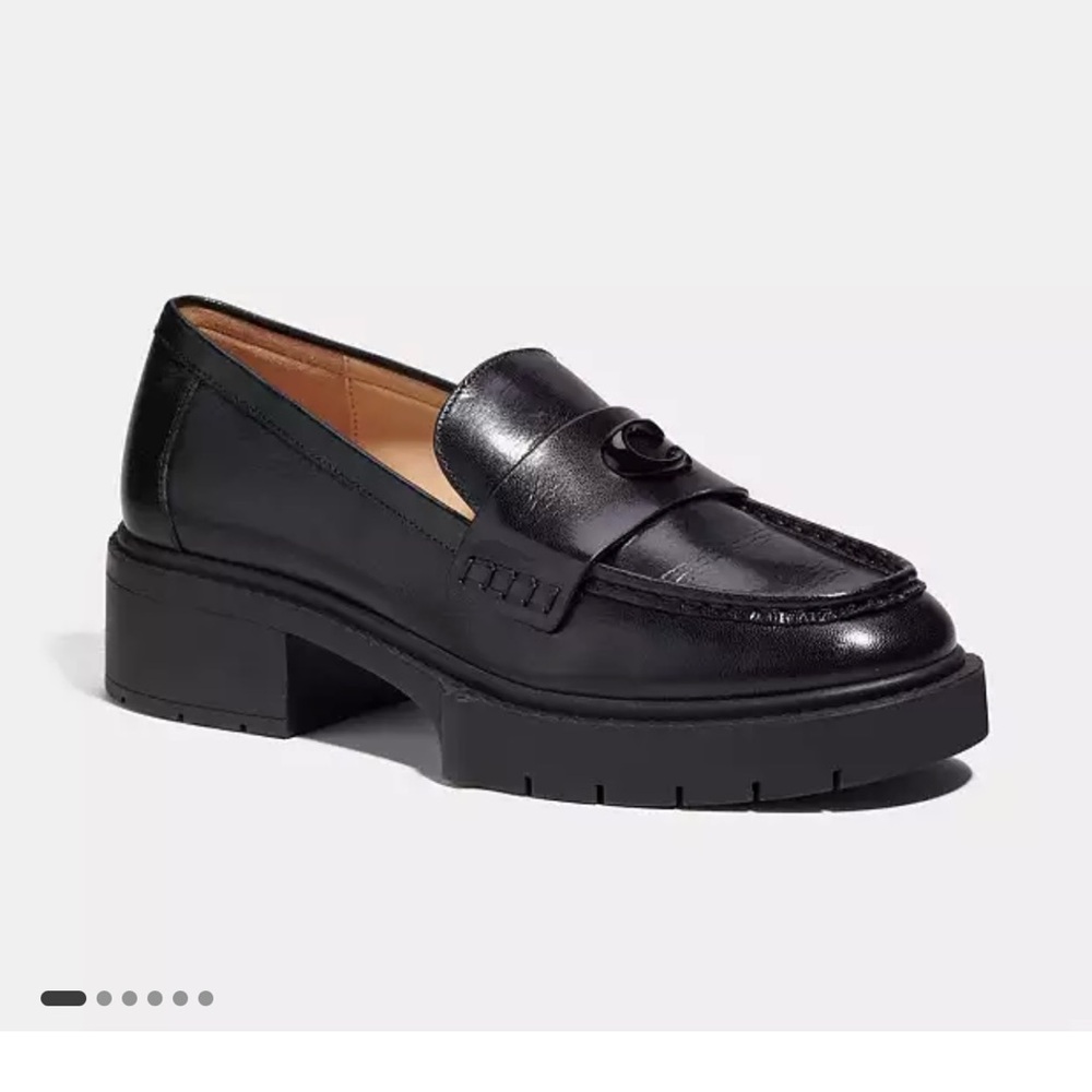Brand new Coach Leah leather loafers Size 9